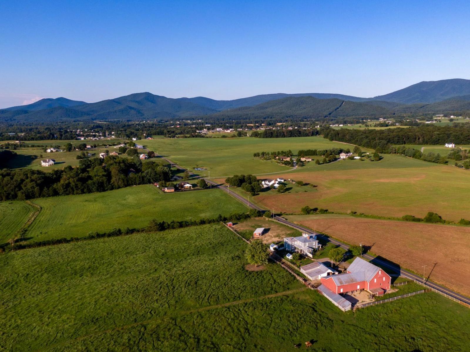 Вилла Madeline Farms Лурей Экстерьер фото